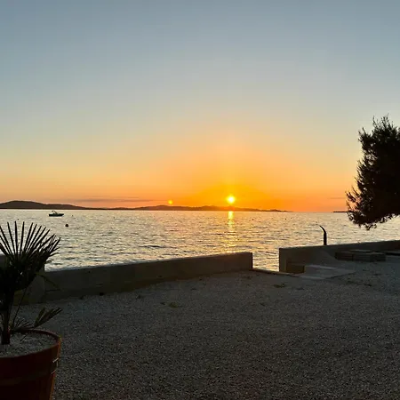 Mobilhome-kroatien 2 Premium Mobilheime - Direkt Am 別荘 *